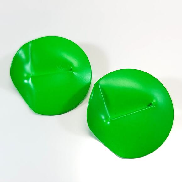 Vintage Green Metal Sculpted Earrings, Glossy Finish, Bold Statement Design - Picture 7 of 10